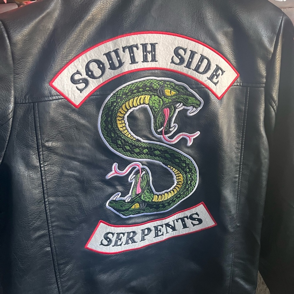 DAMAGED XL Southside Serpents Leather Jacket (Riverdale)